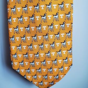 Vineyard Vines University of Tennessee Tie